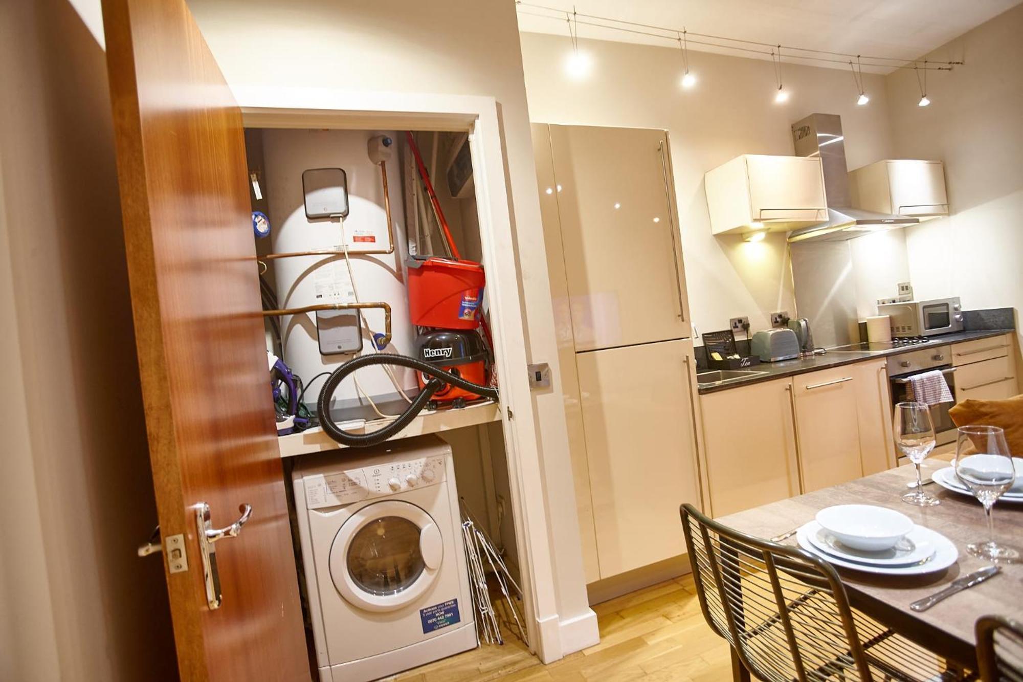 The Jade Suite Manchester Extérieur photo