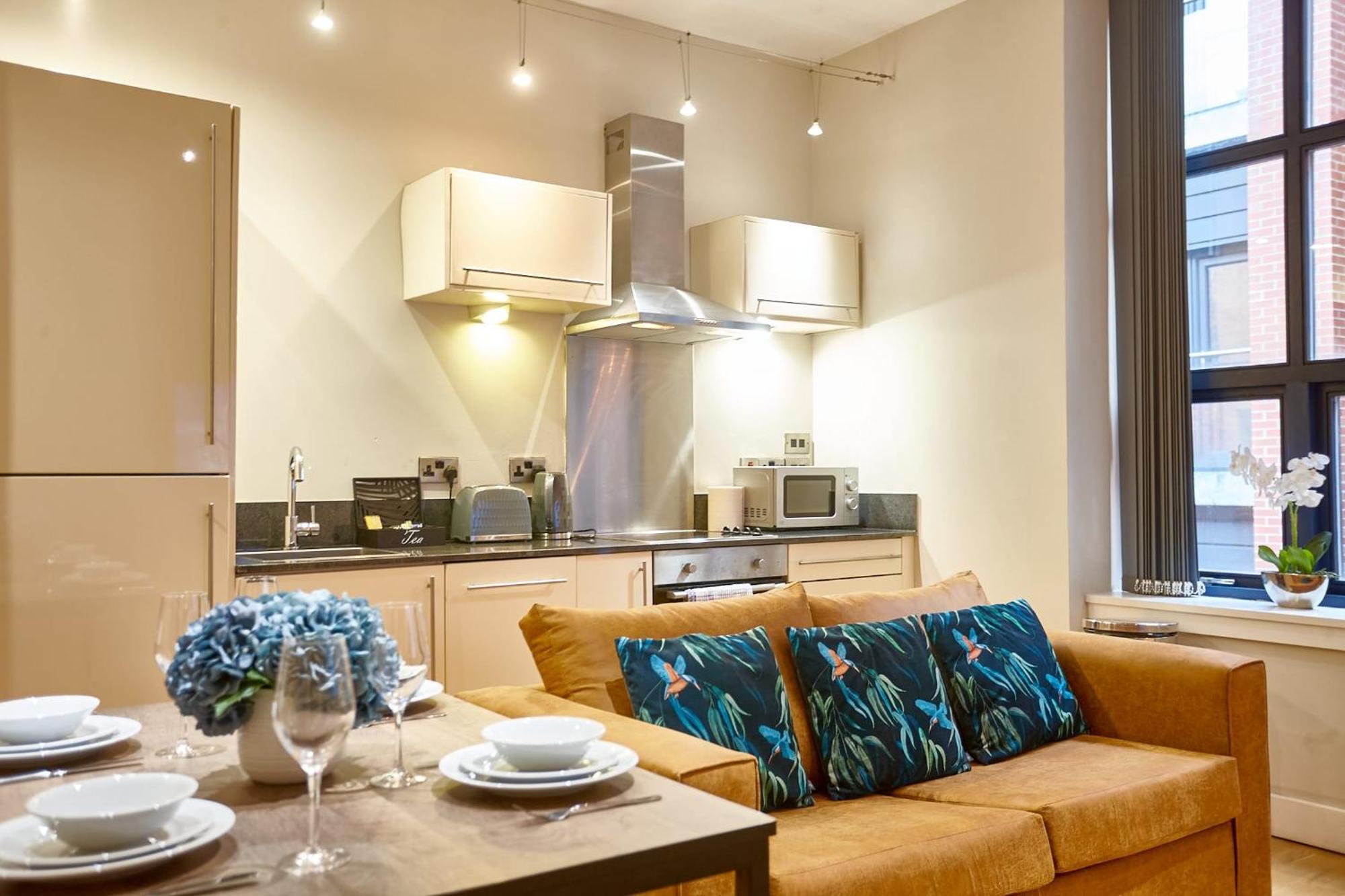 The Jade Suite Manchester Extérieur photo